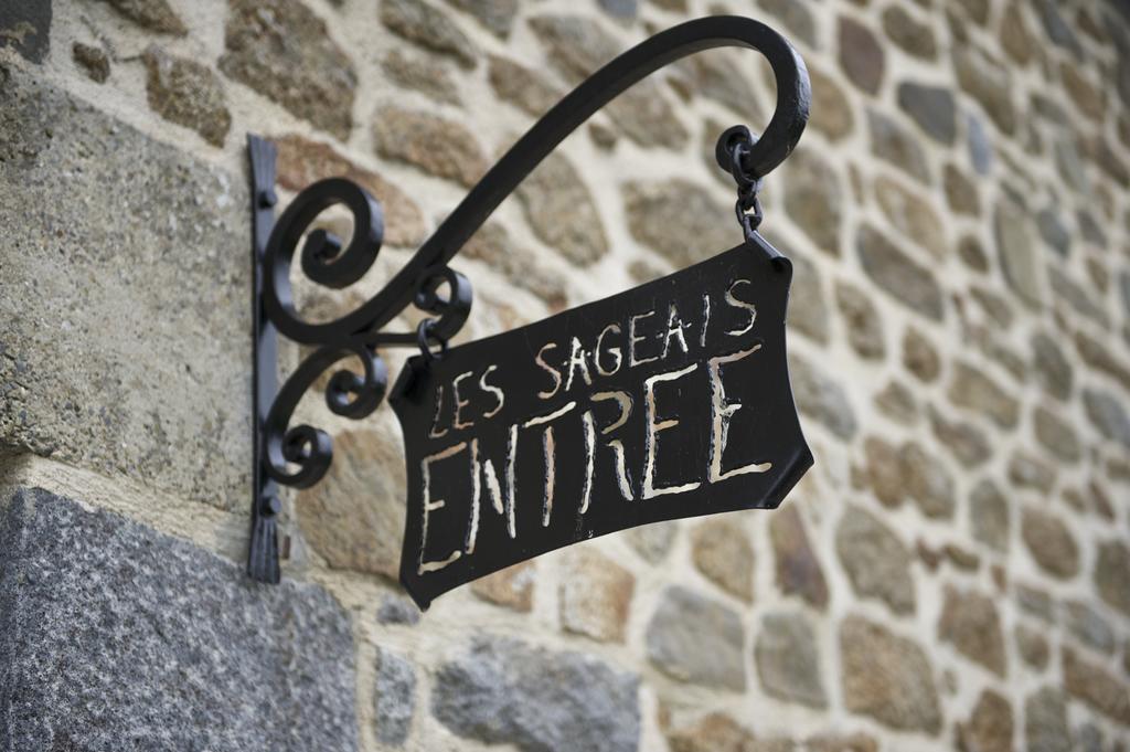 Gite Les Sageais Baguer-Morvan Exterior foto